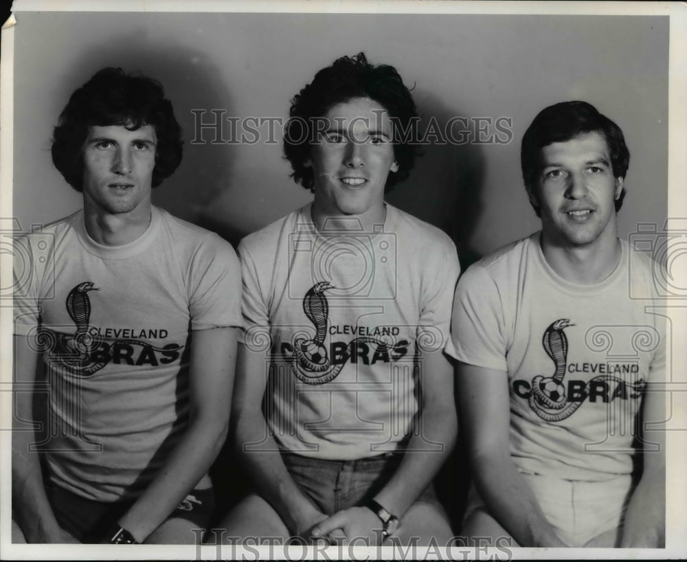 1977 Press Photo L-R: Bill Kenny, Arnie Ravenscroft, Peter Laurenson. - Historic Images