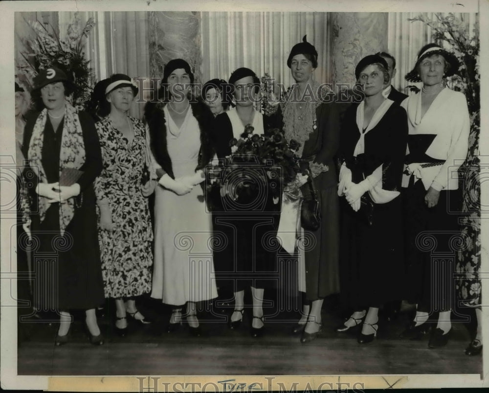 1932 Press Photo Mrs. Franklin D. Roosevelt opens flower show in New York City - Historic Images