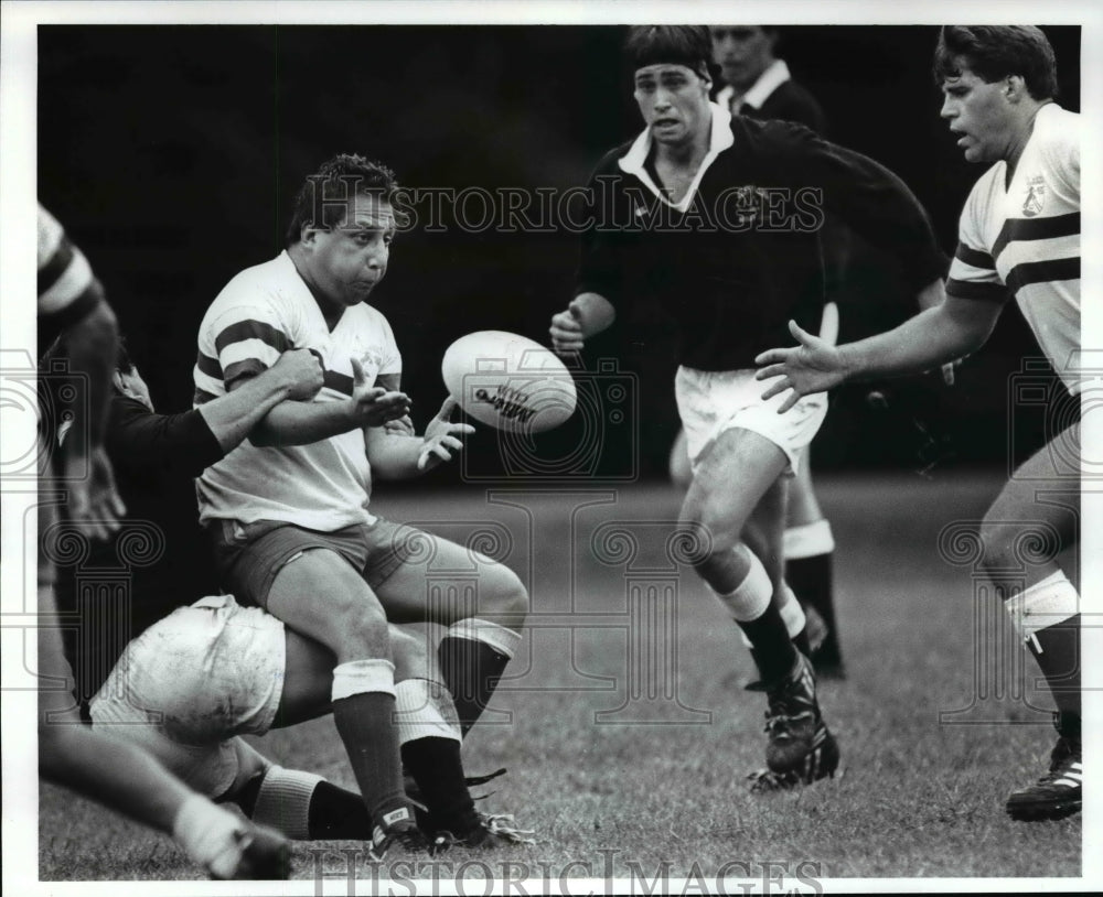 1988 Press Photo Cleveland Rugby Club against Detroit at Chagrin - cvb57584- Historic Images
