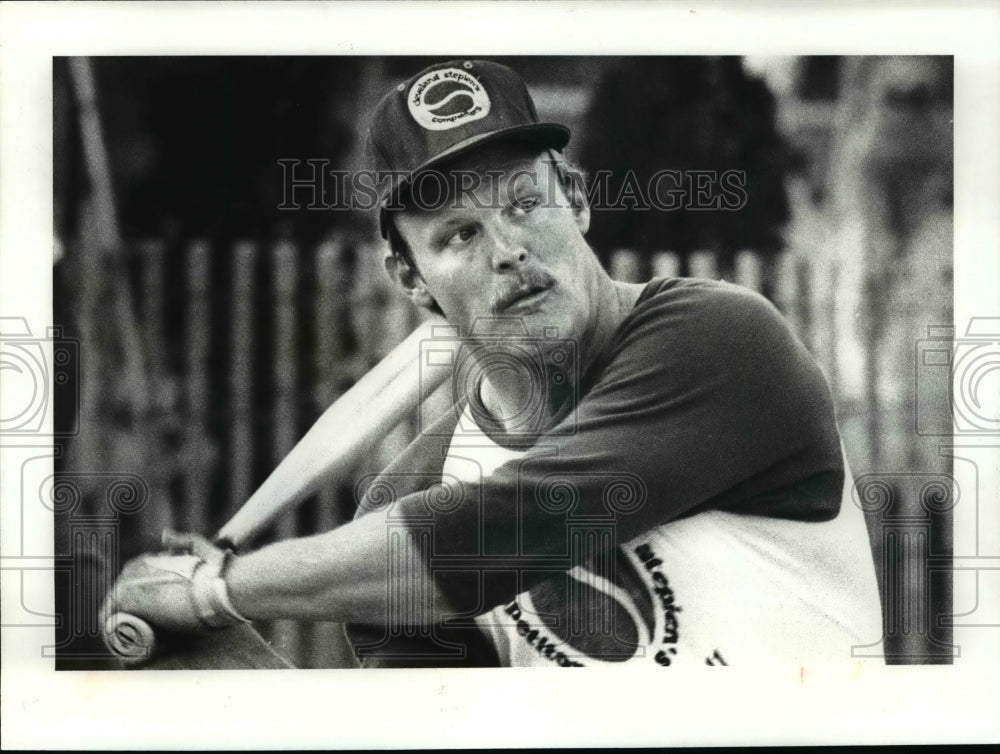 1980 Press Photo Fred Miller Competitors baseball - Historic Images