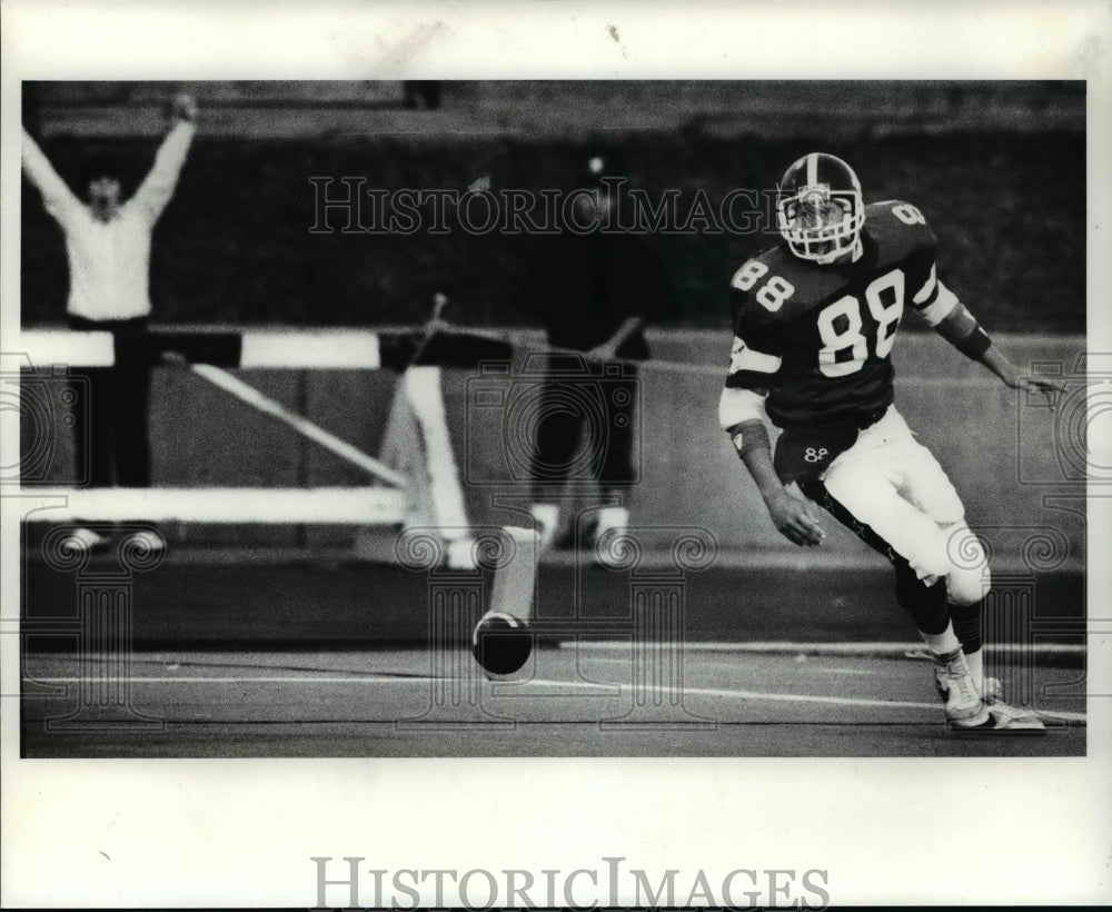 1986 Press Photo Berea Braves receiver Chris Schweisthal lets out a yell - Historic Images