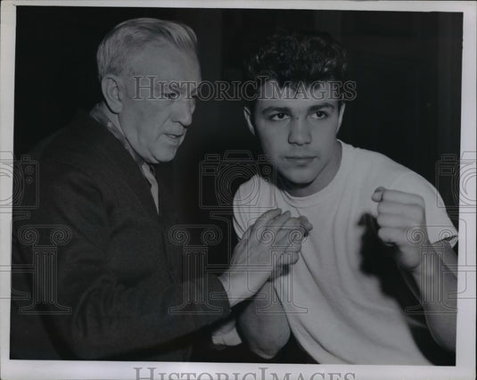 1958 Press Photo Golden Glove Trainer Johnny Kehoe and Dirk Villarone - Historic Images
