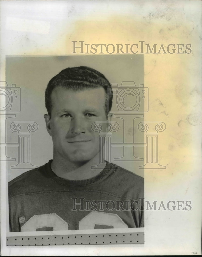 1960 Press Photo Graham L. Armstrong-football player - Historic Images