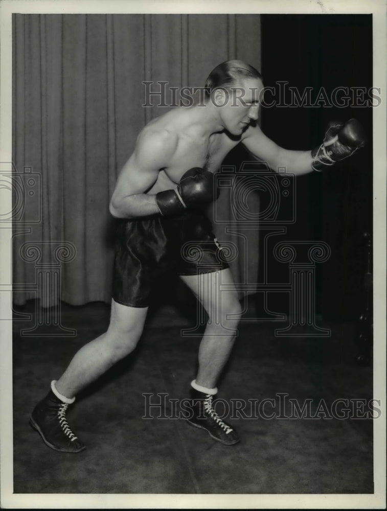 1936 Press Photo Boxer Corney Kunath - Historic Images