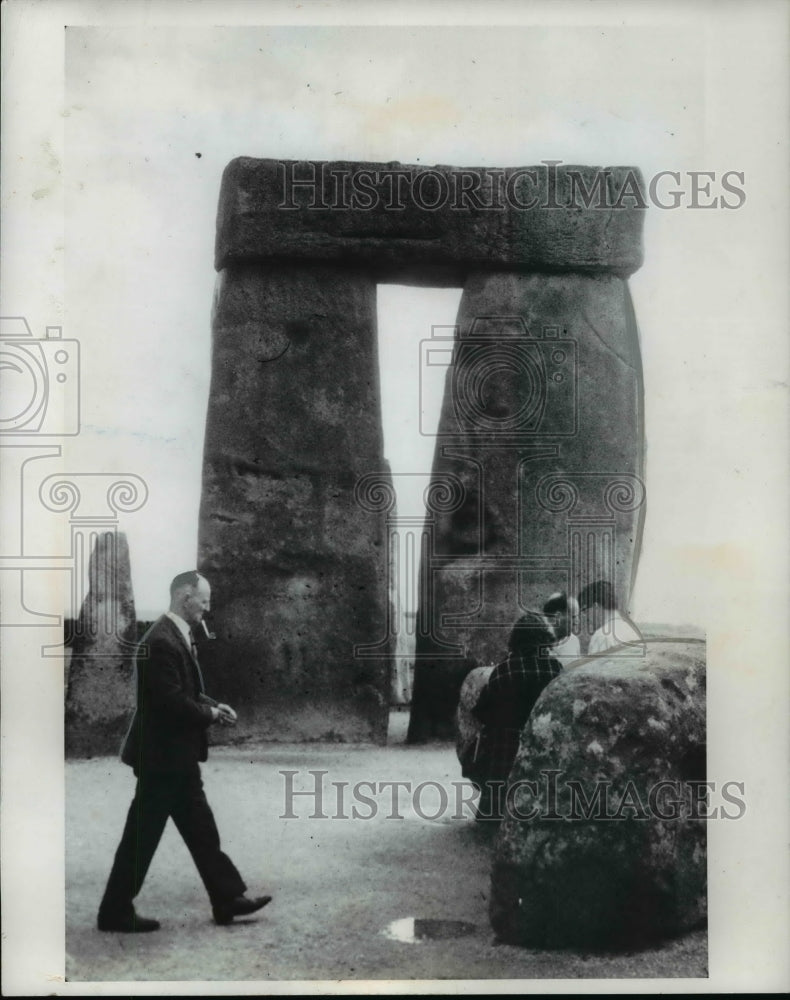1969, Stonehenge-England - cvb59079 - Historic Images