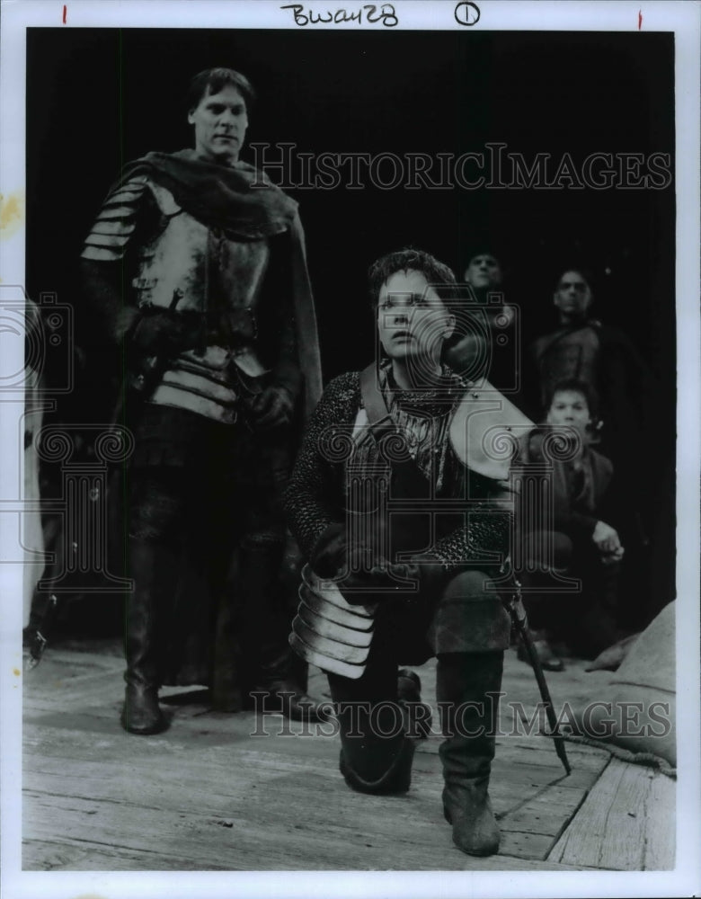 Press Photo Jay Sanders and Maryann Plunkett-Saint Joan - cvb59780 - Historic Images