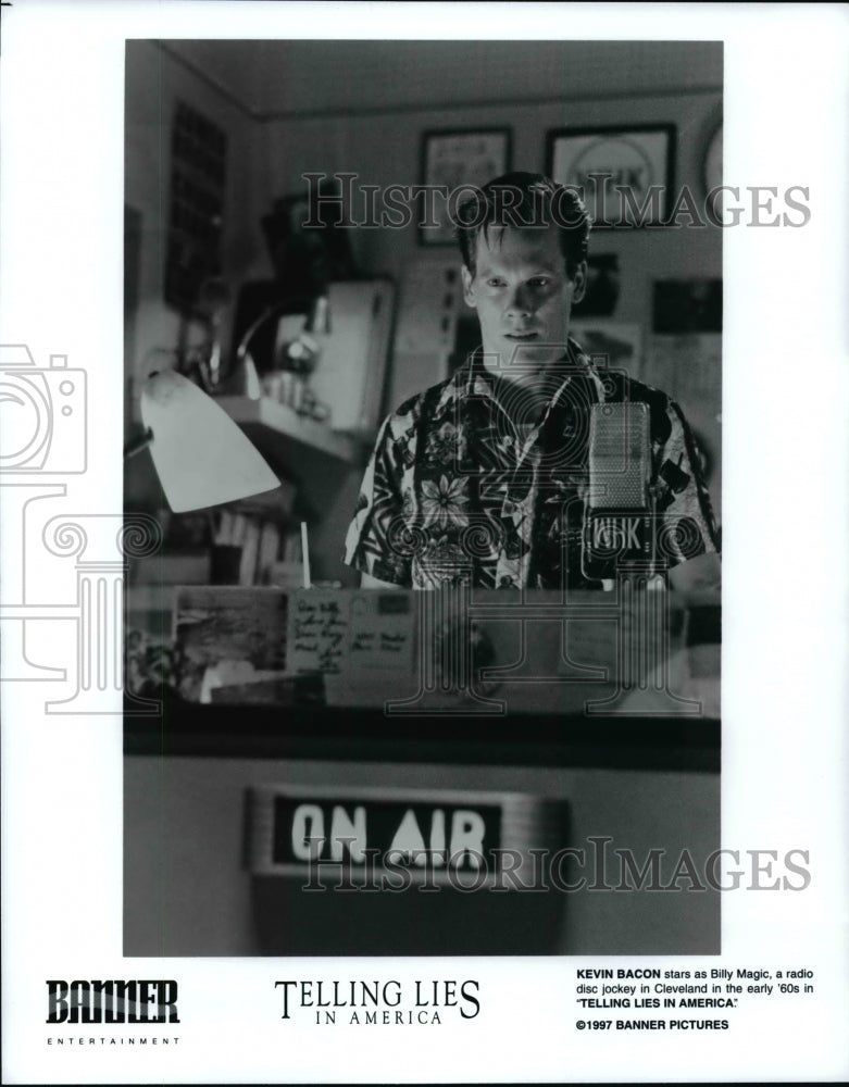 1997 Press Photo Kevin Bacon- Telling Lies In America - cvb59818 - Historic Images