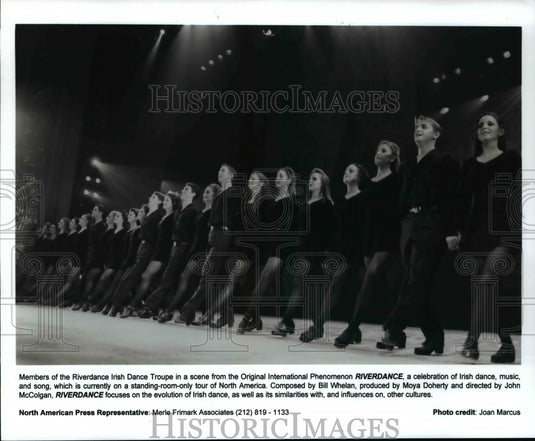 1998 Press Photo Riverdance dance troupe-International Phenomenon Riverdance - Historic Images