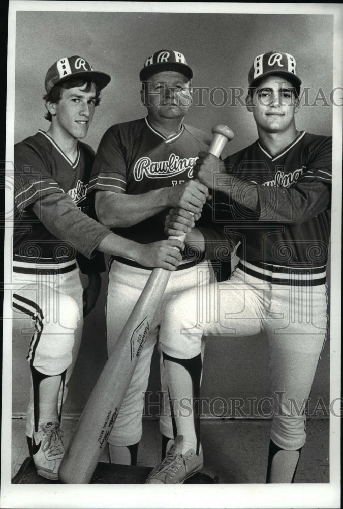 1982 Press Photo Keith Kerver, Brush Hi coach Jim Humpal and Vince Donato - Historic Images