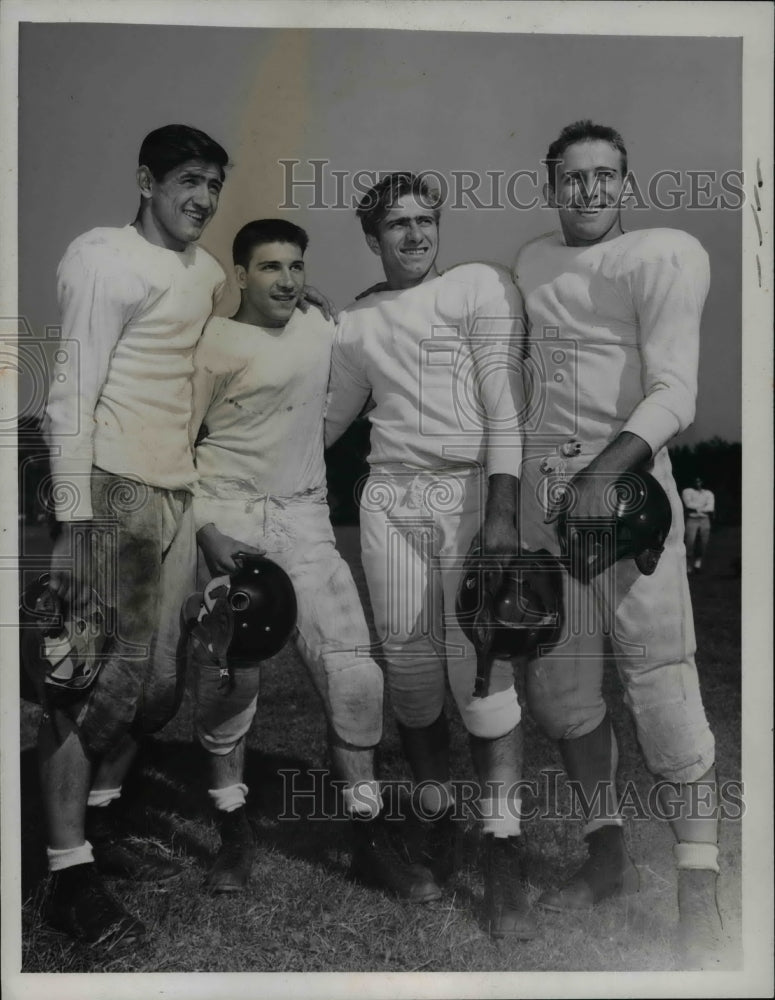 1951 Press Photo Joe Cannavino, Dom. Pannitto, Pals, Collingwood football.-Historic Images