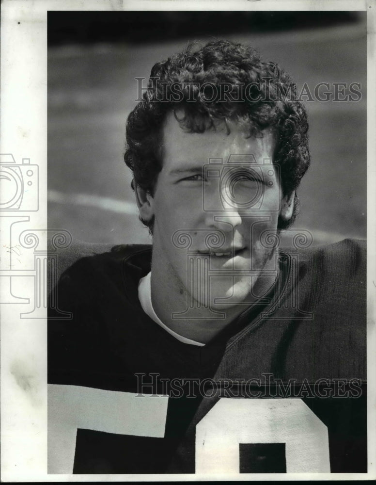 Press Photo Browns football player-Tom Cousineau - cvb61076- Historic Images