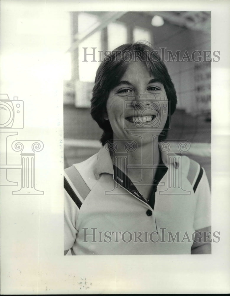 1984 Press Photo Rocky River Girls Volleyball Coach Gweynn Hampel - cvb61354 - Historic Images