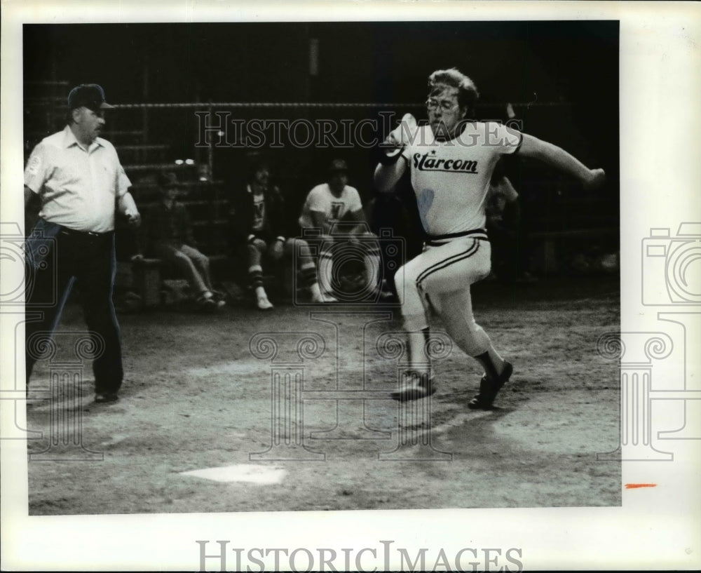 1979 Press Photo Home Run for Starcom V Midland Rich Christensen. - cvb61735 - Historic Images