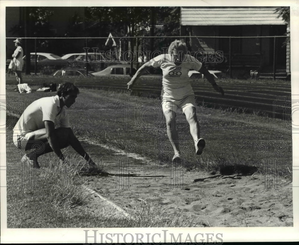 1981 Press Photo Ohio Senior Olympics, Dorothy Jeffery from Cuyahoga Falls, Ohio - Historic Images