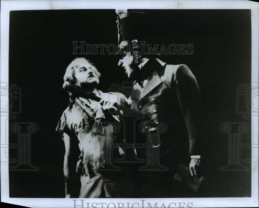 1989 Press Photo Gary Barker and Peter Samuel in LES MISERABLES - cvb62409 - Historic Images