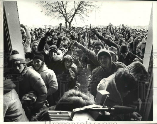 1980, Rabid Fans Await While Those in Front Do The Serious Purchasing - Historic Images