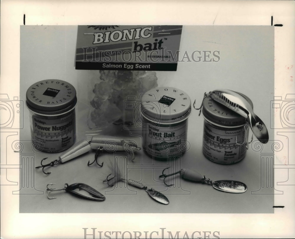 1990 Press Photo Artificial lures and baits used for steelhead fishing - Historic Images