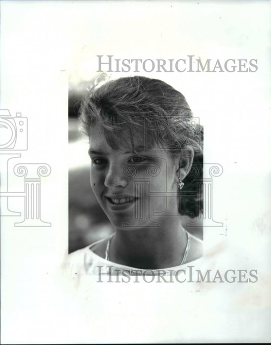 1987 Press Photo Anne Brown-Tennis Girls 16 - Historic Images