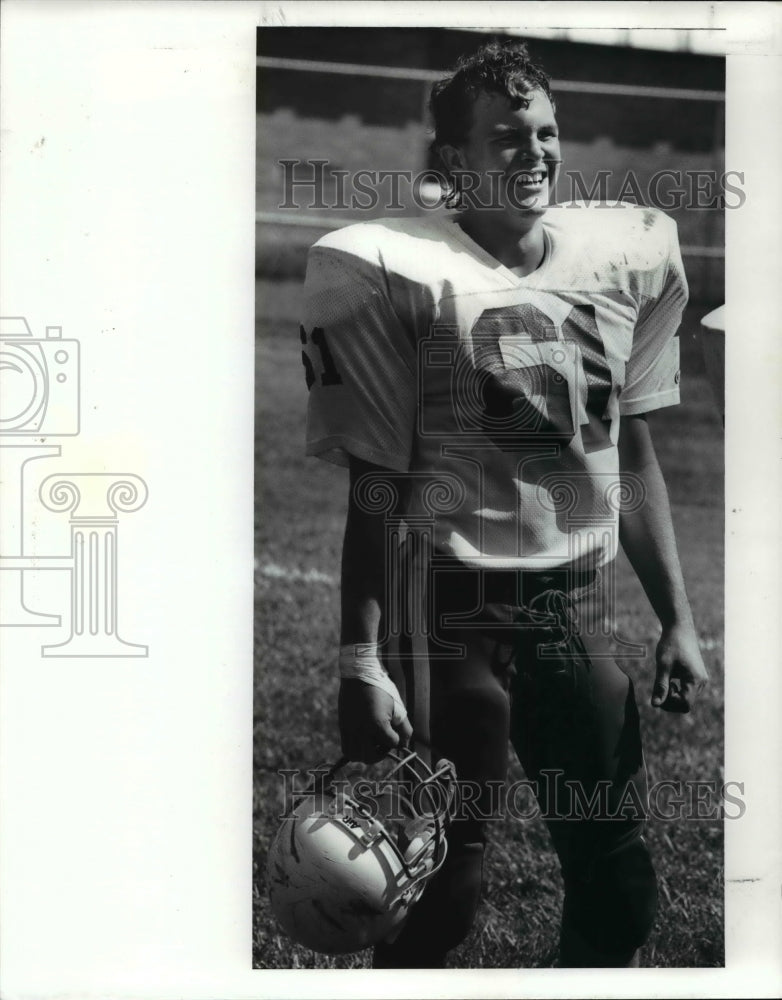 1989 Press Photo Joe Lausin Plays Guard, DE, Center and Marching Band - Historic Images