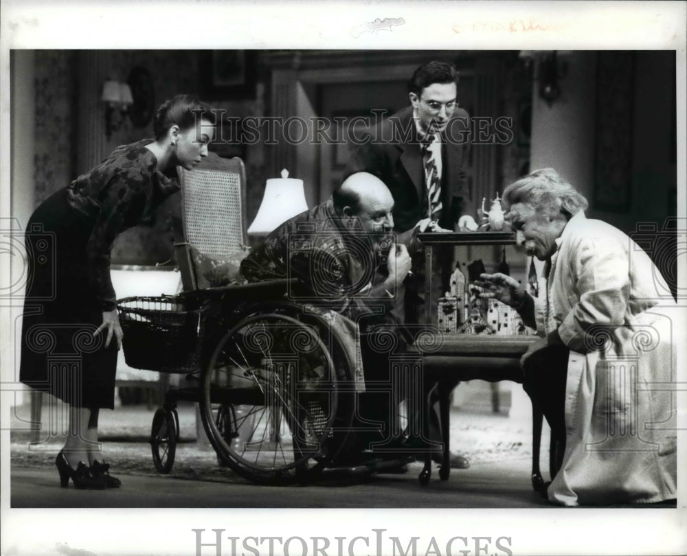 1989 Press Photo &quot;The Man Who Came To Dinner&quot; play - Historic Images