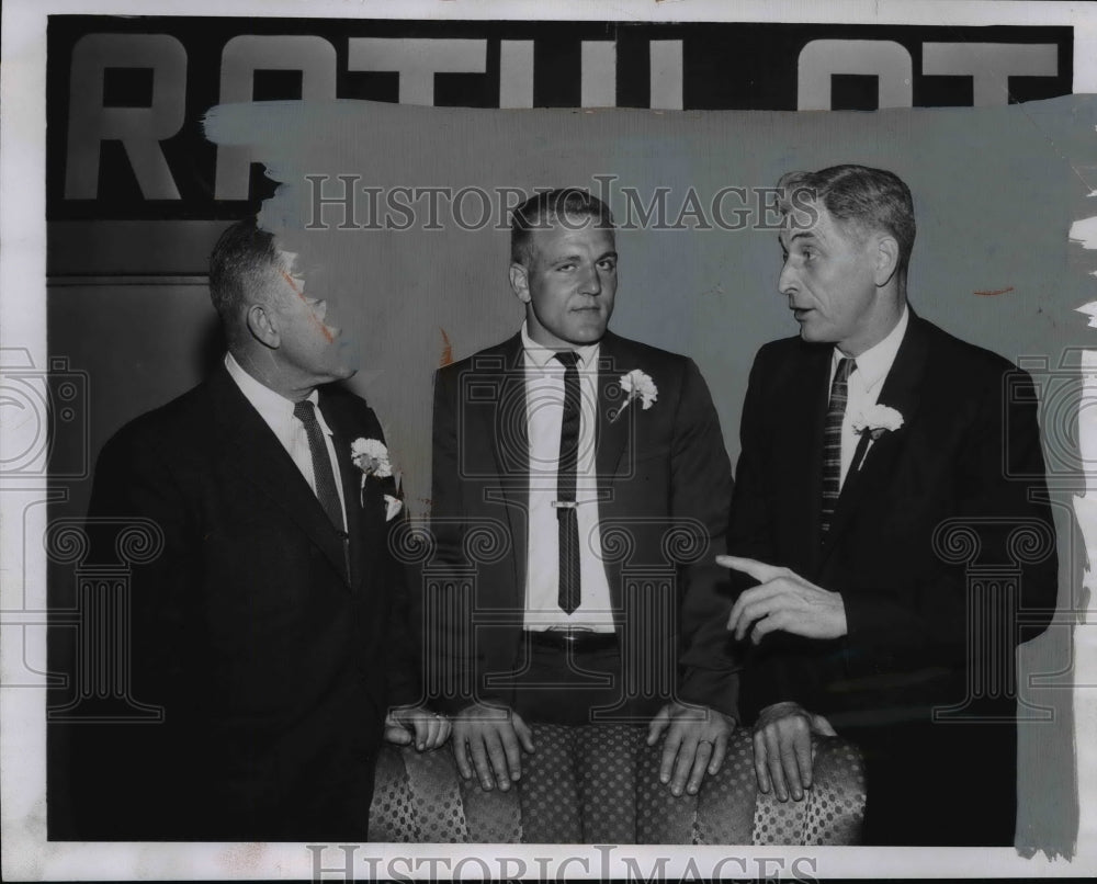 1958 Press Photo L-R: Dub Gallagher, Buzz Guy &amp; Jim MacMurdo - Historic Images