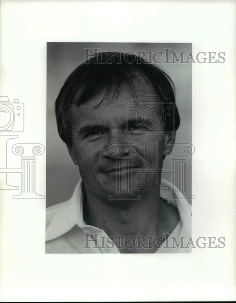 Press Photo Avon Lake Football Coach Jeff Riesen - Historic Images