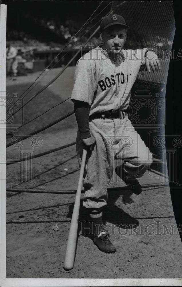 1941 Press Photo Frank Pytlak, Boston Red Sox - cvb64807 - Historic Images