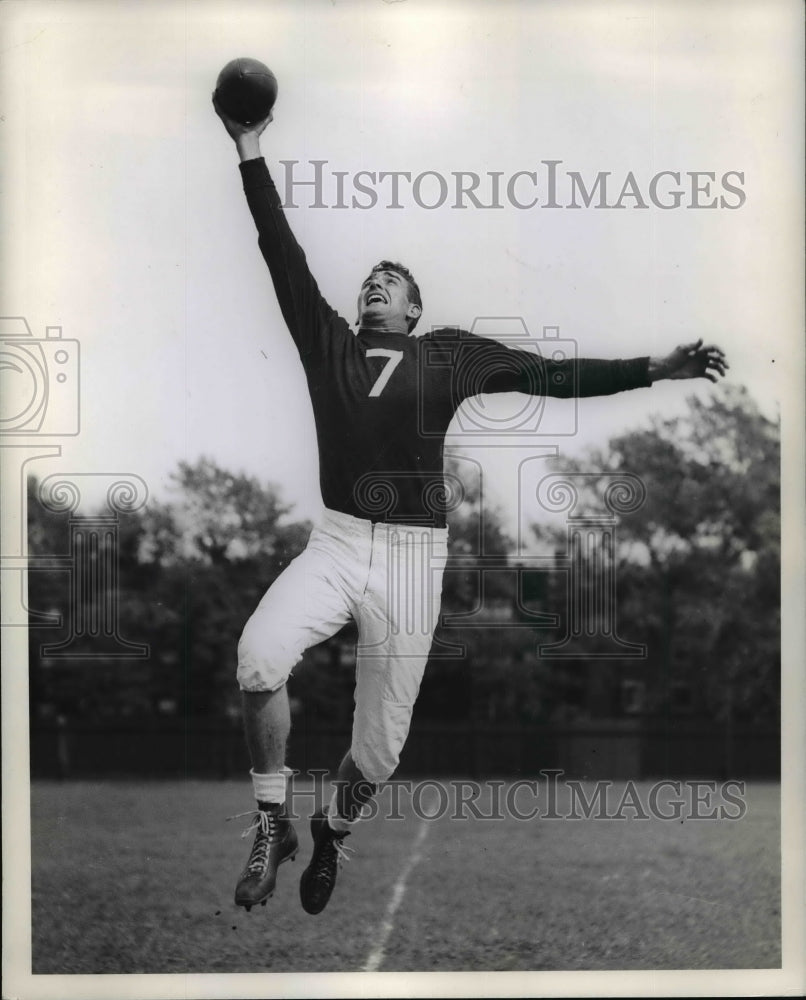 1941 Press Photo Billy Dewell, Cardinals End - cvb64851-Historic Images