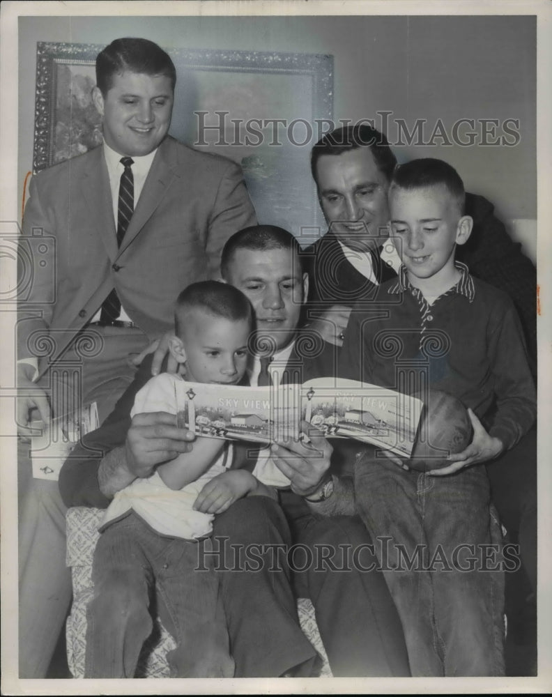 1965 Press Photo Richie and Randy Oviatt, Costello, Richie and Randy Oviatt - Historic Images