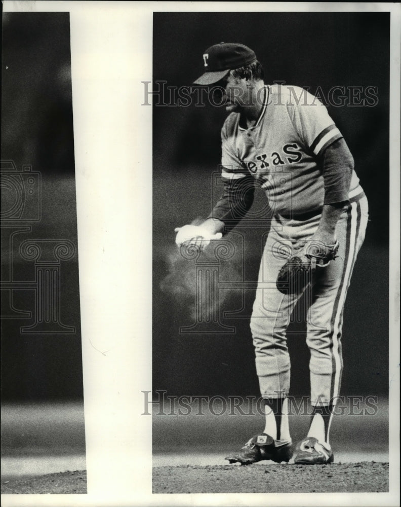 Press Photo Texas baseball player - cvb65092 - Historic Images