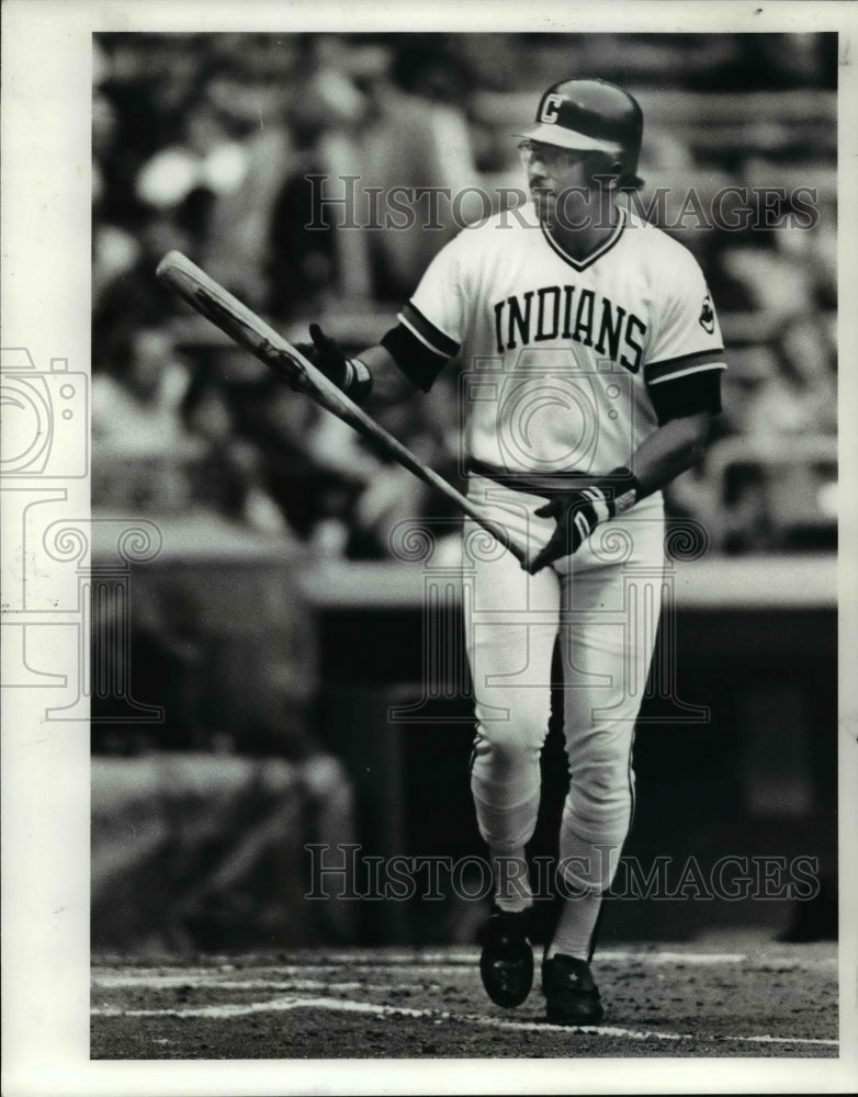 1984 Press Photo Indians Andy Throton-baseball action scene - cvb65169 - Historic Images