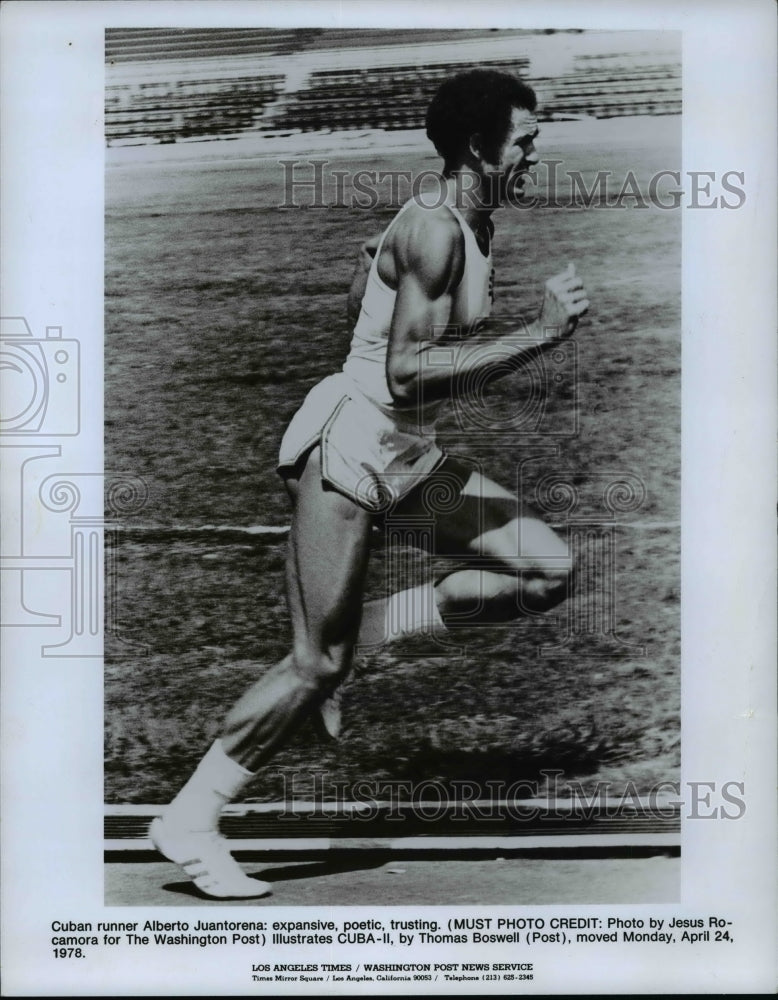 1978 Press Photo Cuban Runner Alberto Juantorena, expansive poetic trusting. - Historic Images