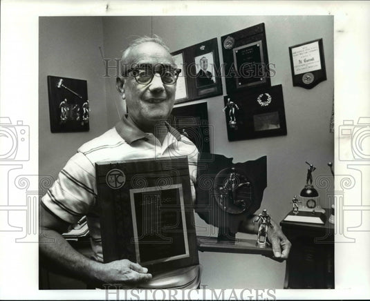 1987 Press Photo Al Carrol in his den. - cvb65514 - Historic Images