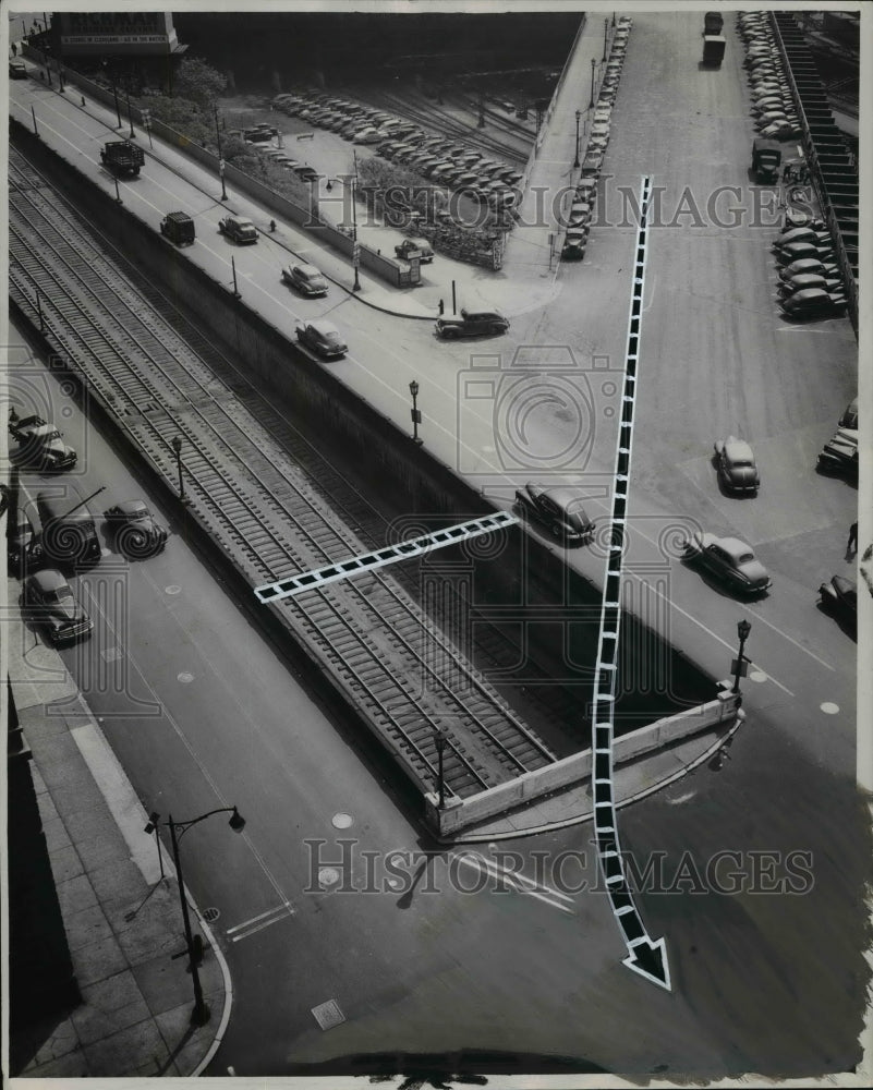 1947 Press Photo View of Huron Rd and W Superior Ave - cvb66139 - Historic Images