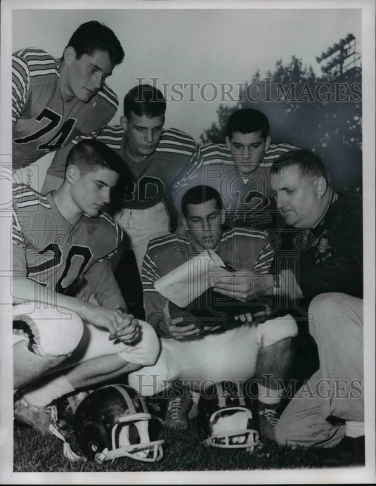 1961 Press Photo: Chagrin Falls High's unbeaten Tigers Football Team-Historic Images