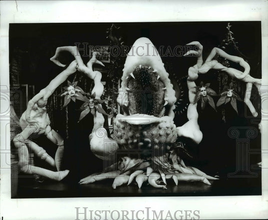 1984 Press Photo Award-winning musical "Little Shop of Horrors" - Historic Images