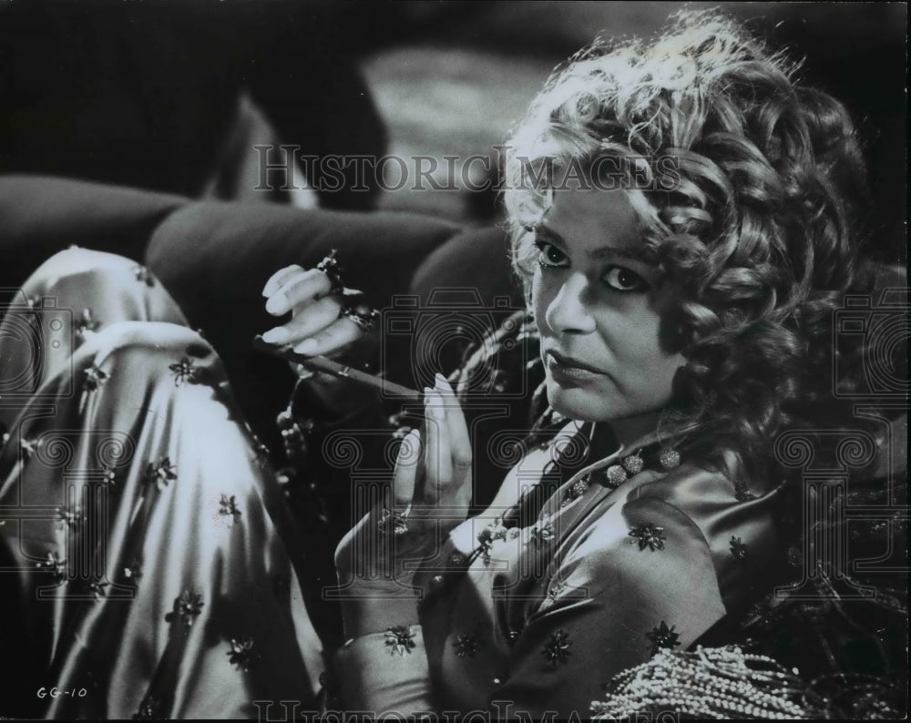 1969 Press Photo Queen Lil (Melina Mercouri) is Chicago's most celebrated madam - Historic Images