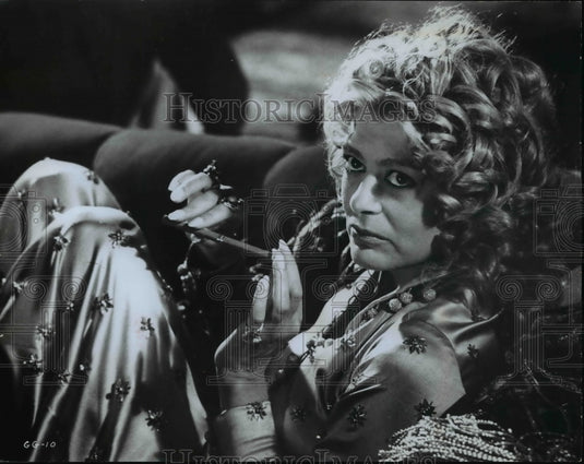 1969 Press Photo Queen Lil (Melina Mercouri) is Chicago's most celebrated madam - Historic Images
