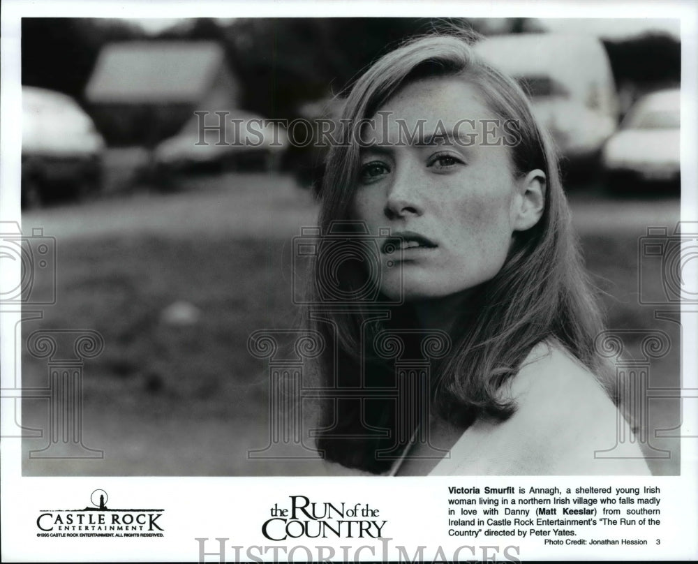 Press Photo Victoria Smurif is Annagh, a sheltered young Irish woman - Historic Images