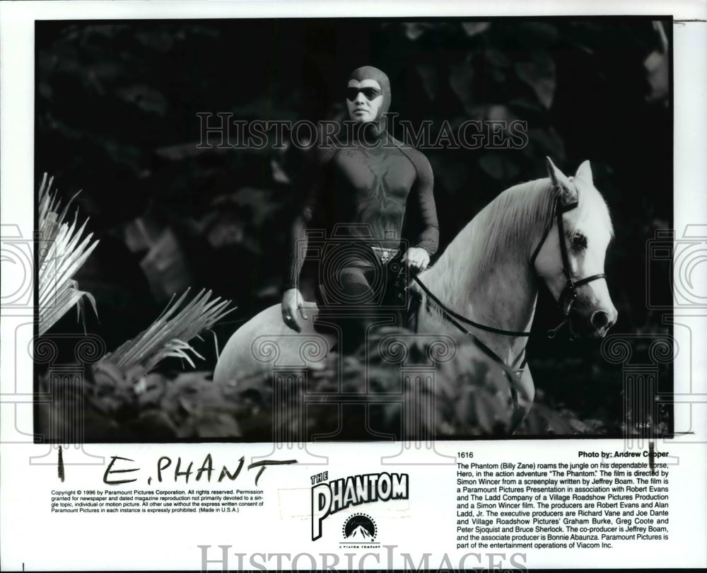 1996 Press Photo The Phantom Billy Zane Roams the Jungle on his Horse - Historic Images