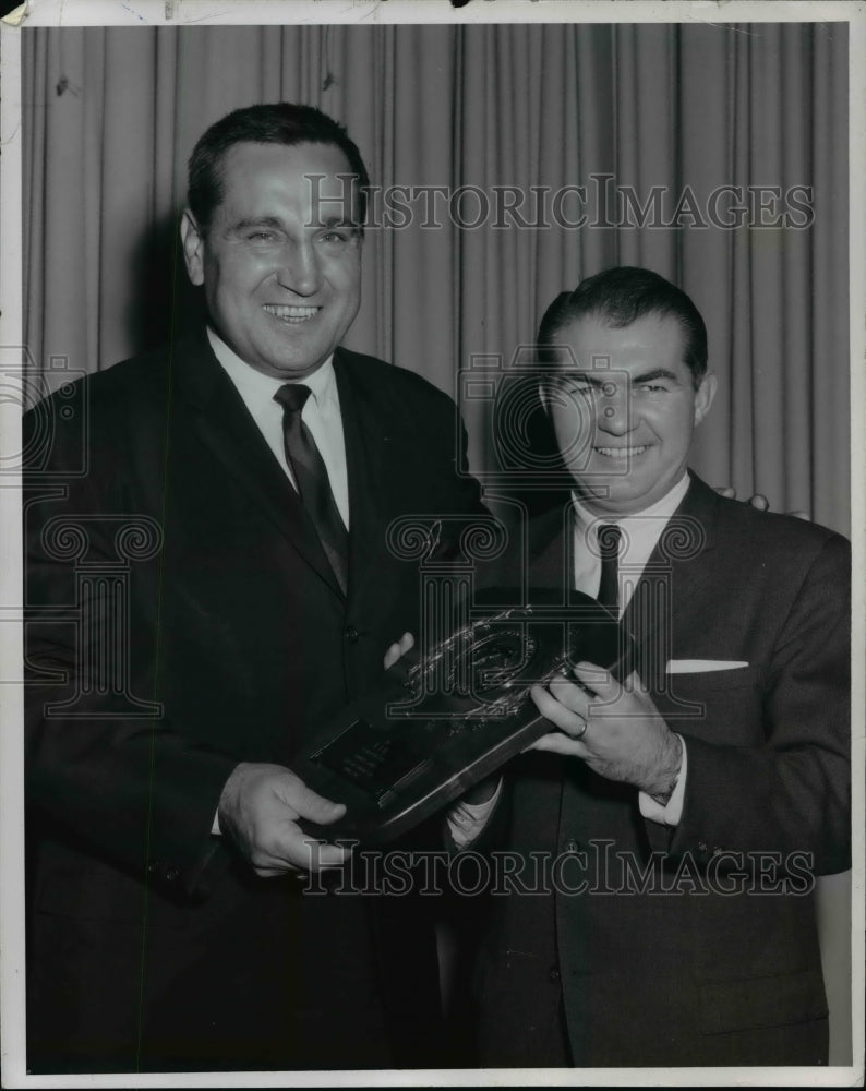 1965 Press Photo: Lou Groza, Ken Coleman - Football - cvb67388 - Historic Images