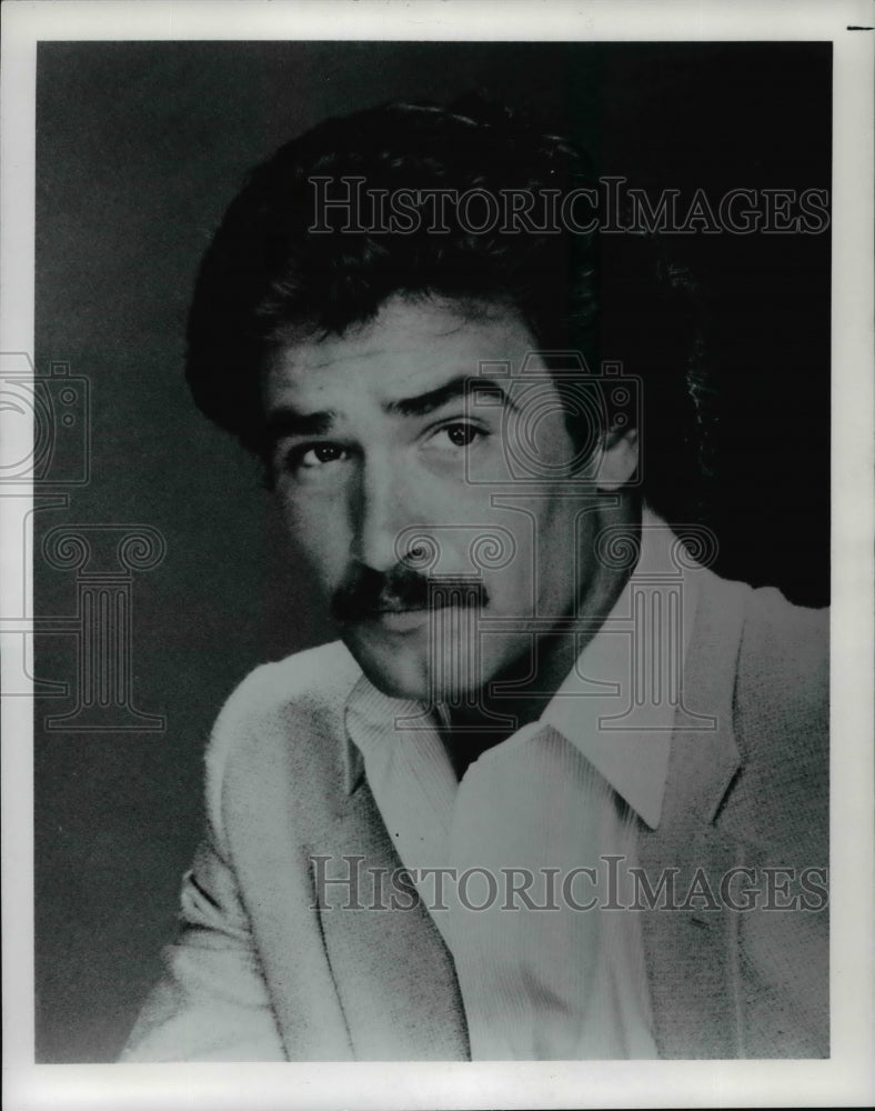 1984 Press Photo Actor Lee Horsley - Historic Images