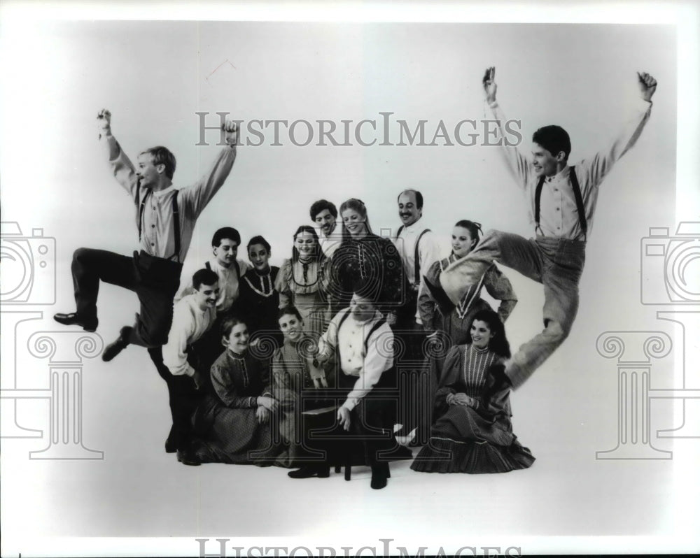 Press Photo Aman Folk Ensemble dance group - cvb68301 - Historic Images