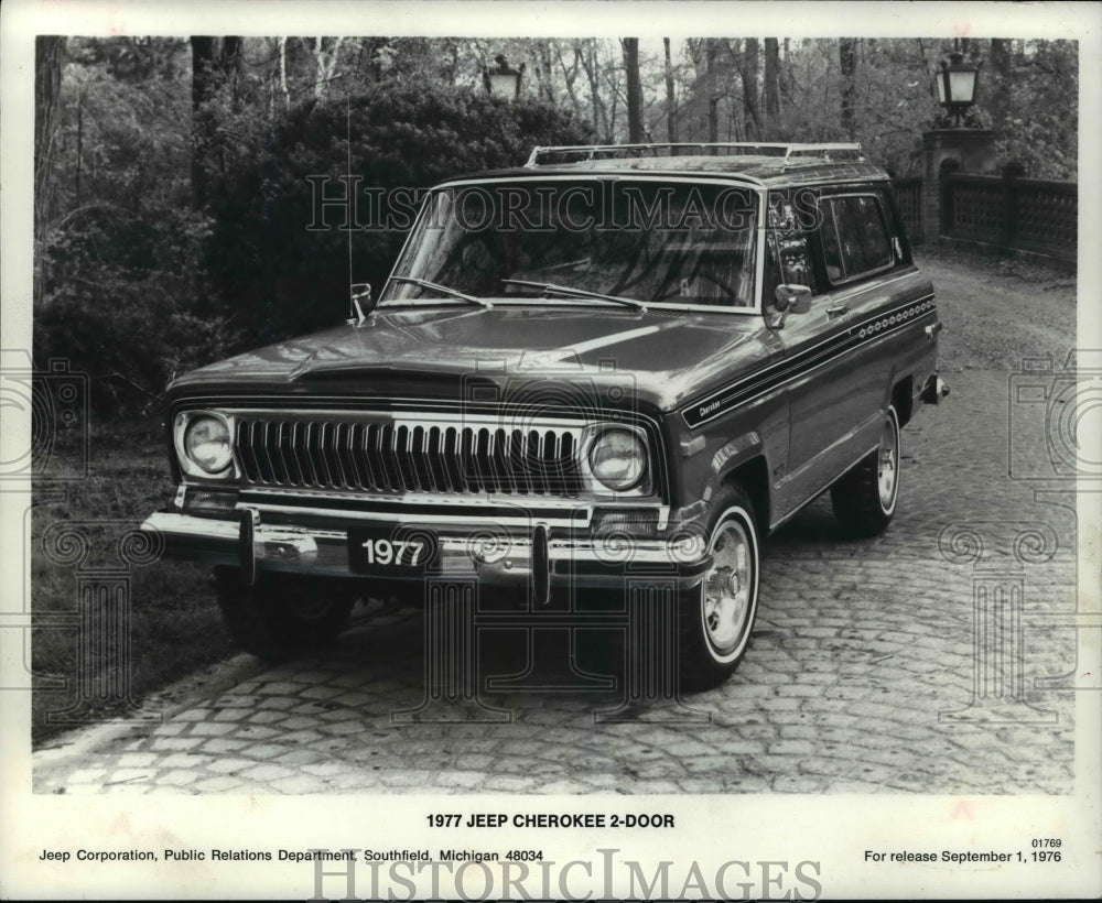 1976 Press Photo 1977 Jeep Cherokee 2-door designed by American Motors - Historic Images