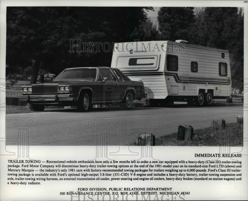 1987 Press Photo Standard-size Ford LTD, Class III in trailer-towing service - Historic Images