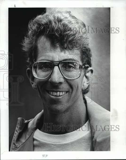 1989 Press Photo Rick Ventura, Coach of the Lakewood Cross Country Runners - Historic Images