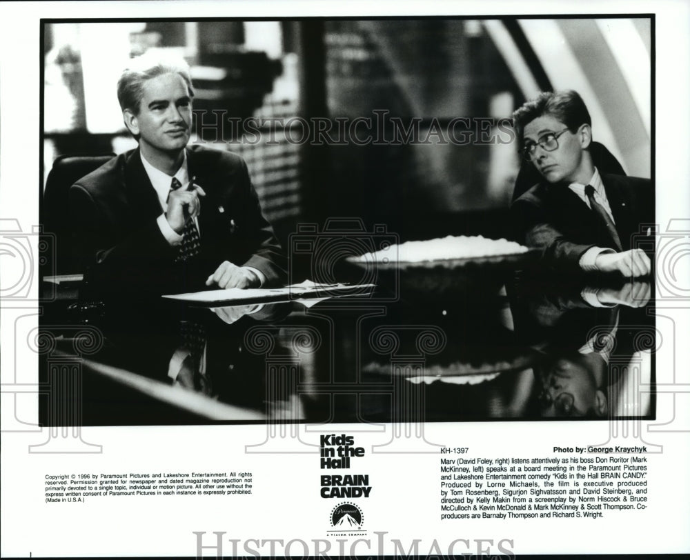 1996, David Foley & Mark McKinney in "Brain Candy" - cvb73504 - Historic Images