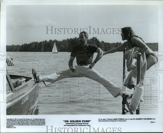 1981 Press Photo "On Golden Pond" Jane Fonda and Dabney Coleman. - Historic Images