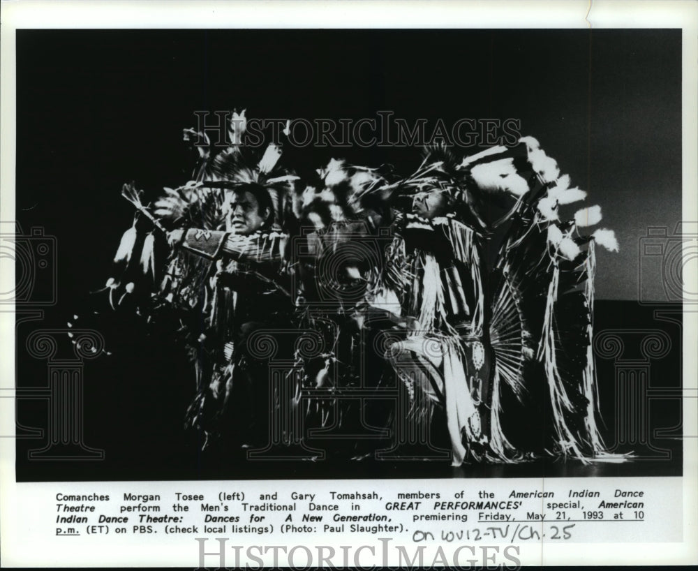 Press Photo Comanches Morgan Tosee, Fary  Tomahsah-American Indian Dance Group - Historic Images