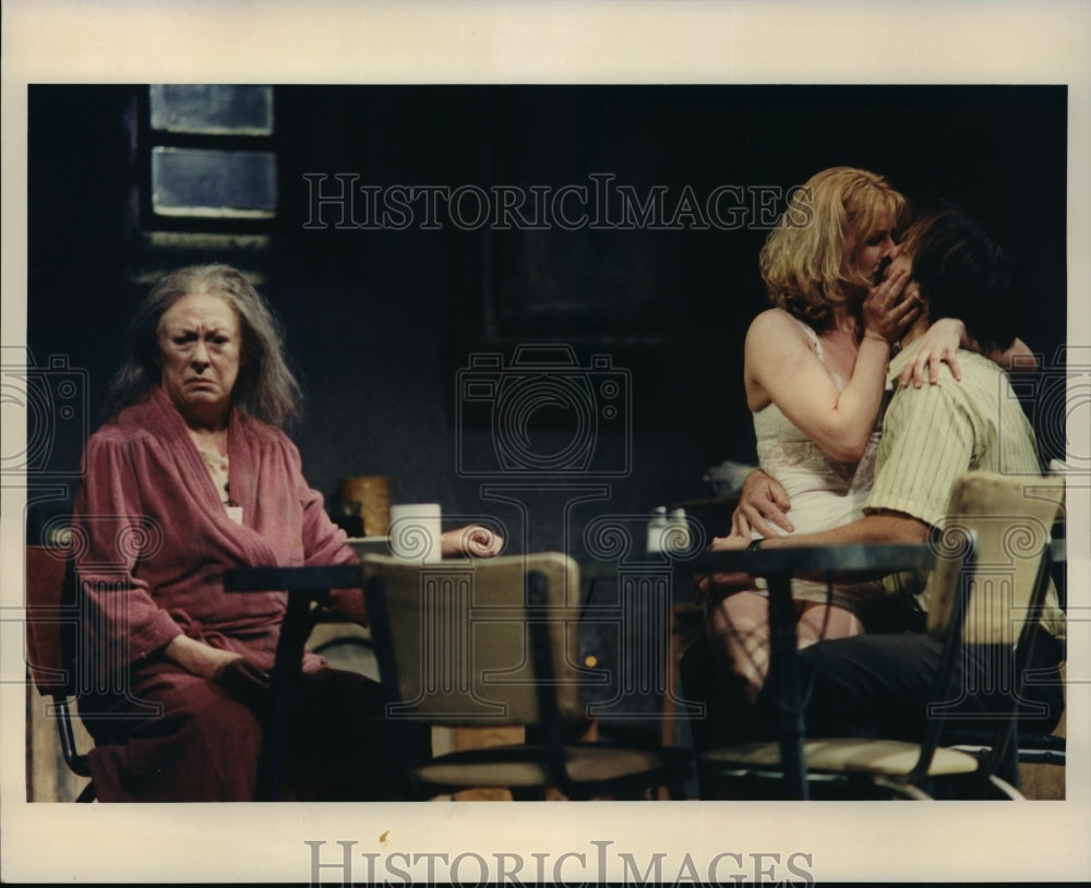 1999 Press Photo The Beauty Queen of Leeane May 13-30 1999 Ohio Theatre - Historic Images